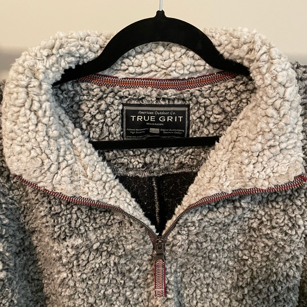Frosty Tipped 1/2 Zip Pullover
